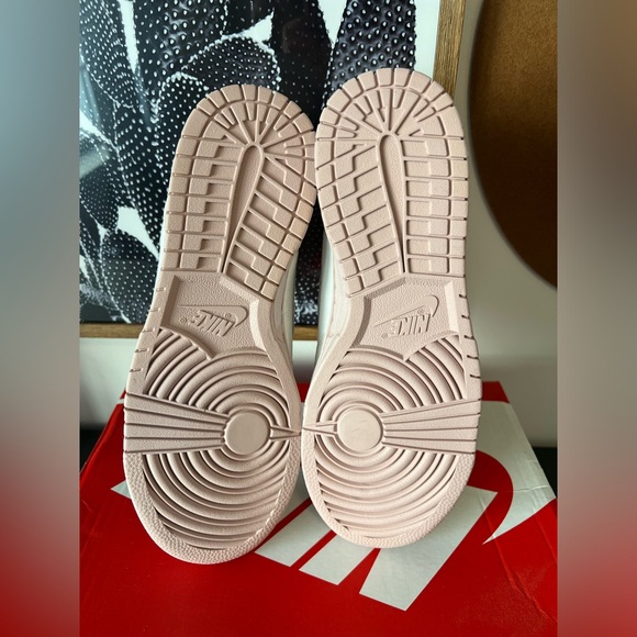 ⚡️Nike Dunk High Retro EMB sneakers⚡️ - Picture 3 of 5